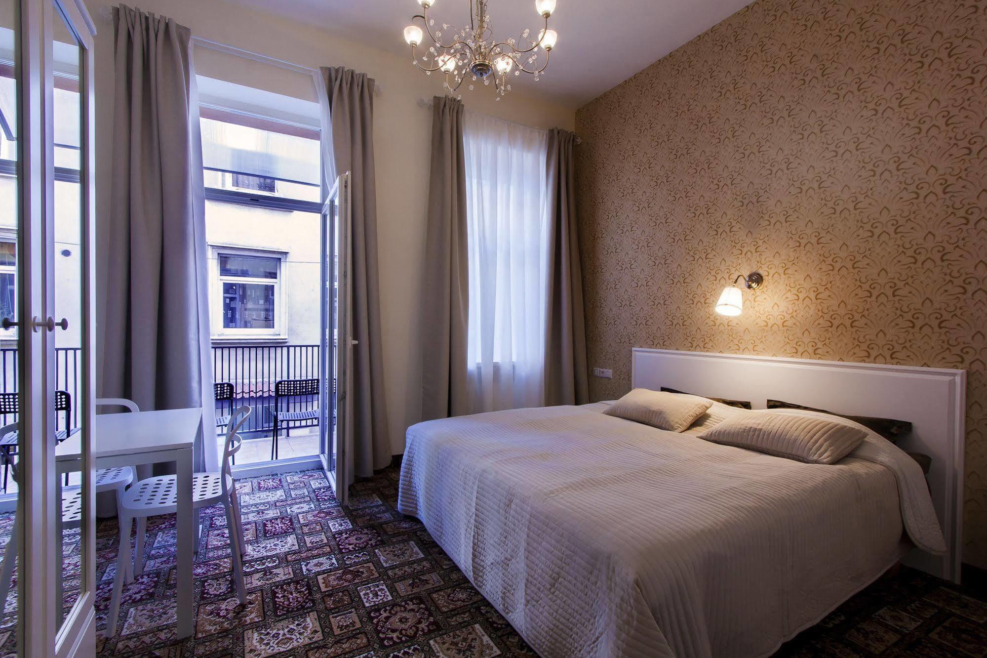 Aparthotel Real House VNO Esterno foto